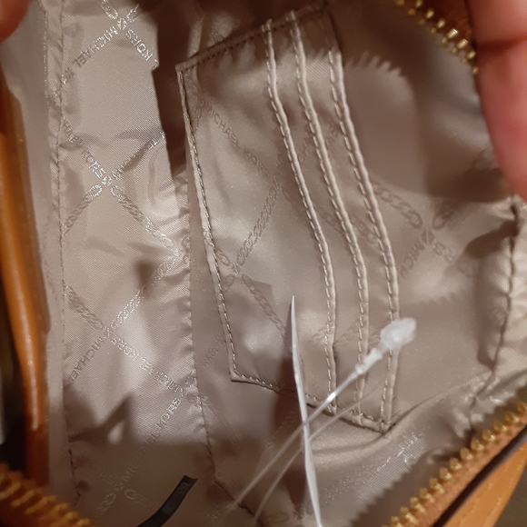 Michael Kors combo purse - Picture 9 of 13